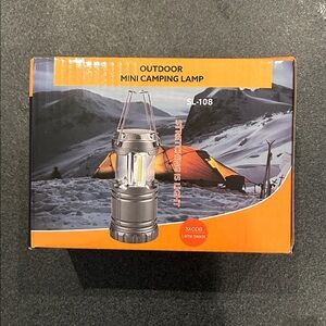 NWOT Outdoor Mini Camping Lamp